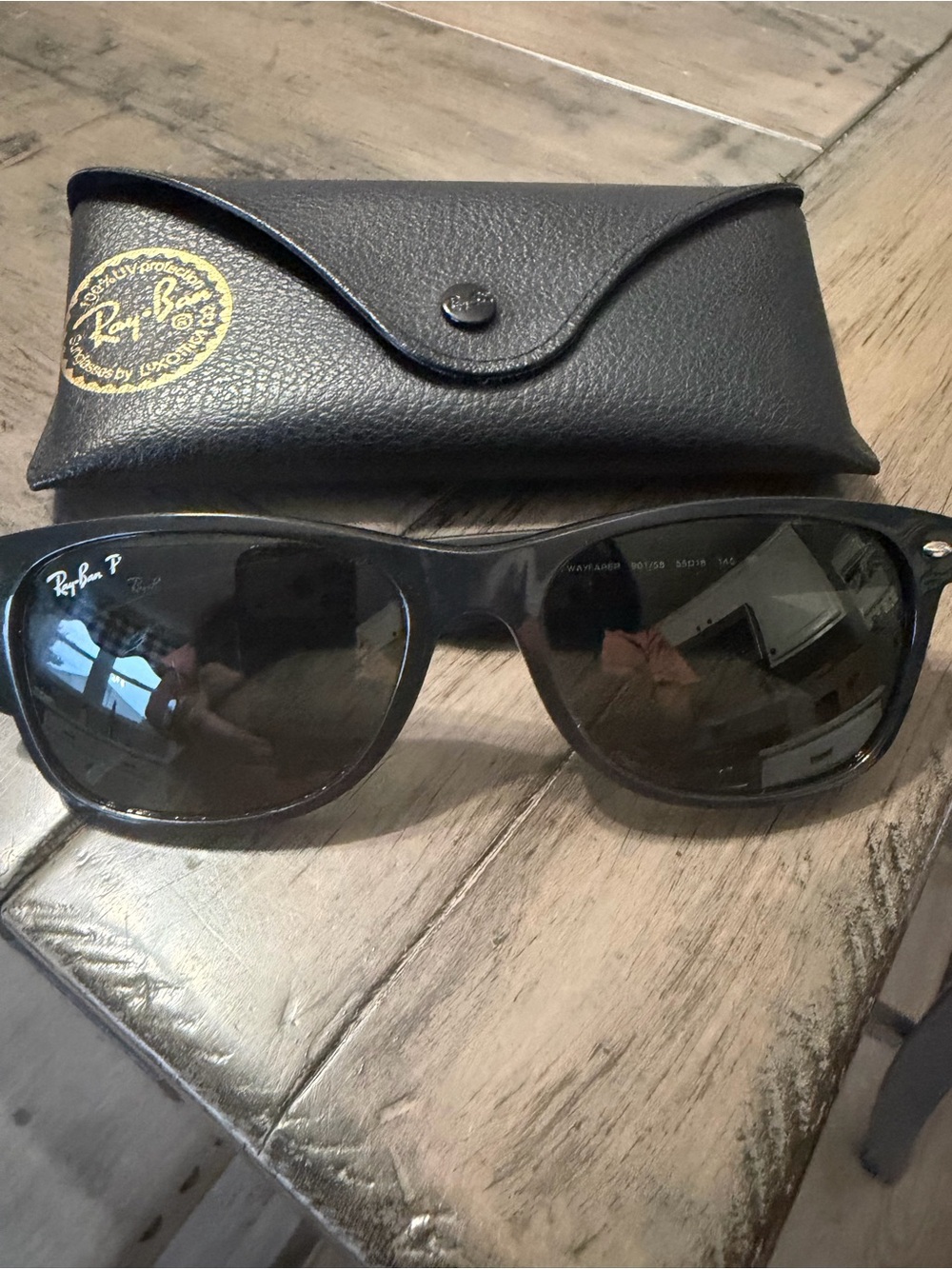Ray-Ban Black Polarized Sunglasses with Black Case Wayfarer
